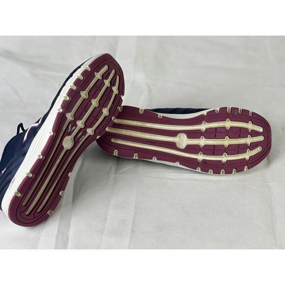 New Balance 811 FANTOM TAPE WOMEN SNEAKER SIZE 9 Navy/Purple - Picture 8 of 9